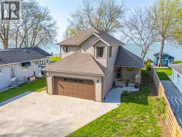 419 CHARRON BEACH, Lakeshore, Ontario N8L1J5