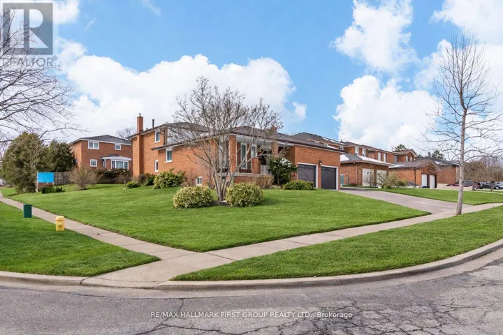 520 MCLEOD CRESCENT, Pickering (Rosebank), Ontario L1W3M5