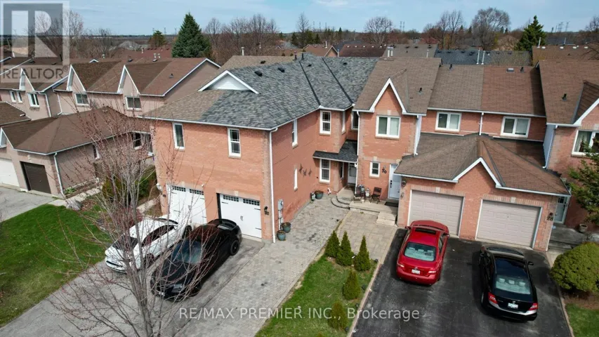 32 WEEKES DRIVE, Ajax (Central West), Ontario L1T3T2