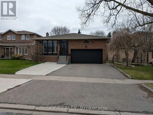 3 PANORAMA CRESCENT, Brampton (Northgate), Ontario L6S3T7