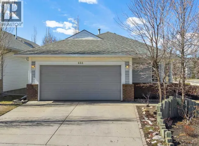 444 Sierra Morena Court SW, Calgary, Alberta T3H3A6