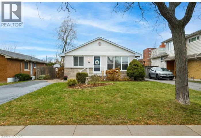 20 CARDINAL Drive, Hamilton, Ontario L9A4H4