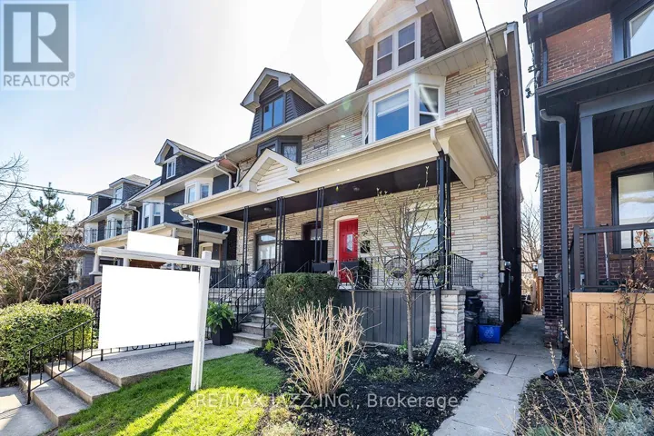 92 ALTON AVENUE, Toronto (South Riverdale), Ontario M4L2M2