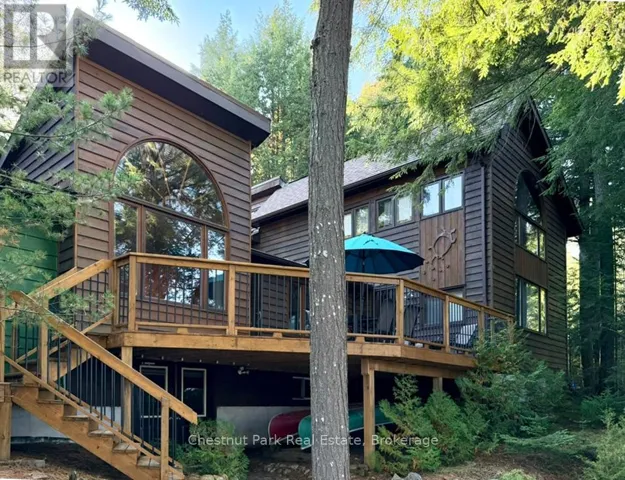 Architecturally distinct 2000+ sqft 4 ssn cottage