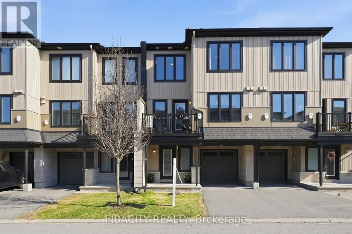 807 ELEMENT PRIVATE, Ottawa, Ontario K2M0M8