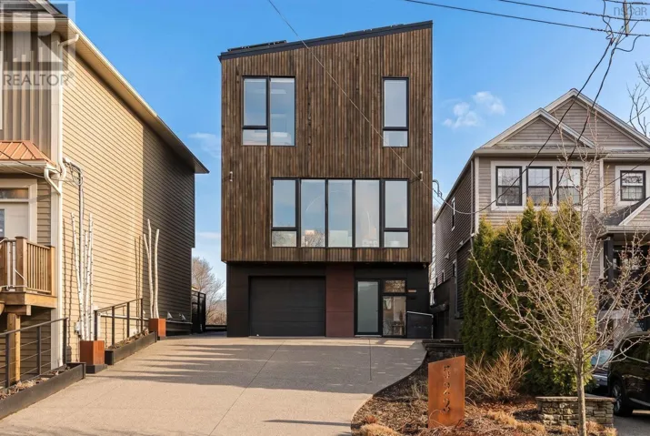 522 Tower Road, Halifax, Nova Scotia B3H2X3