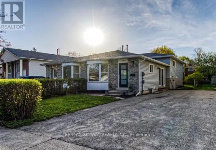 238 B NORTHLAKE DRIVE, Waterloo, Ontario N2V1A9
