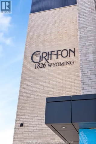 1826 WYOMING AVENUE Unit# 405, LaSalle, Ontario N9H0P6