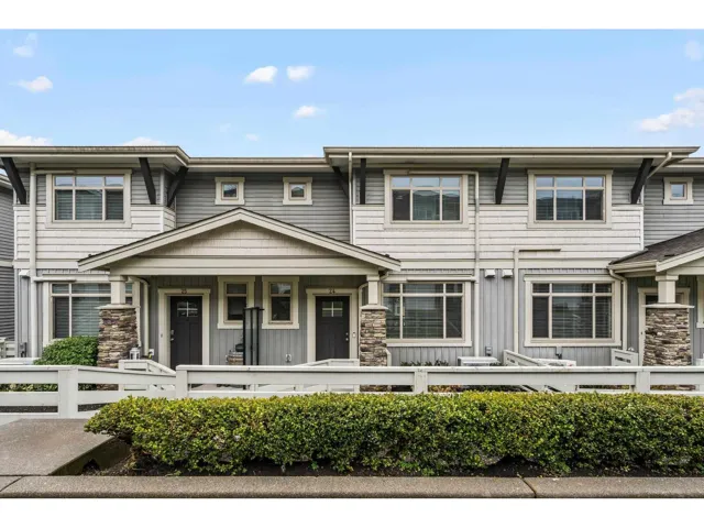 24 34230 ELMWOOD DRIVE, Abbotsford, British Columbia V2S0J1
