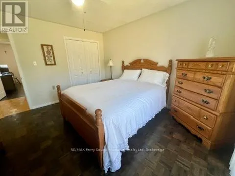780