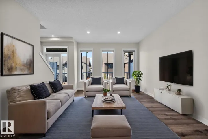 #28 1051 Graydon Hill BV SW, Edmonton, Alberta T6W3C8