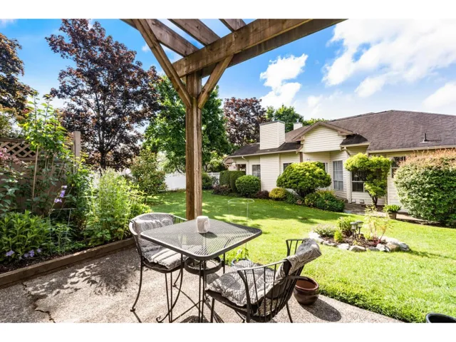 30 6140 192 STREET, Surrey, British Columbia V3S7V7