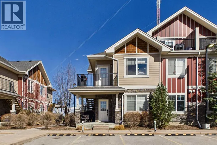 1, 67 West Coach Manor SW, Calgary, Alberta T3H1R7