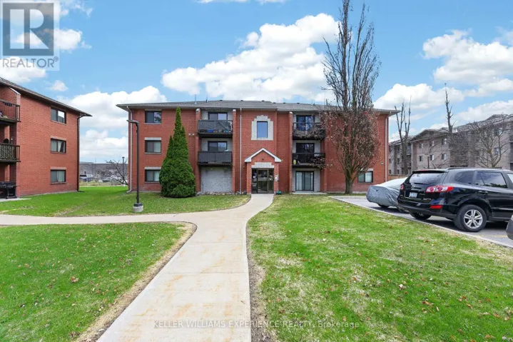 C4 - 183 EDGEHILL DRIVE, Barrie (Letitia Heights), Ontario L4N1L9