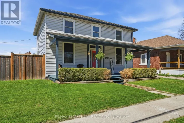 73 SHERWOOD DRIVE, Brantford, Ontario N3T1N3