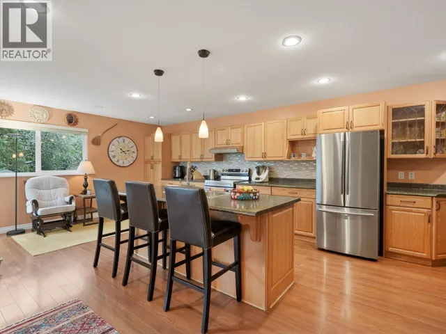 9439 SNOWBERRY COURT, Burnaby, British Columbia V5A4A6