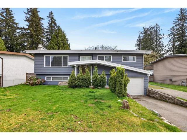2924 OLD CLAYBURN ROAD, Abbotsford, British Columbia V2S4G7