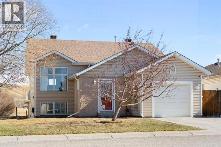 54 West McDougal Road, Cochrane, Alberta T4C1M4