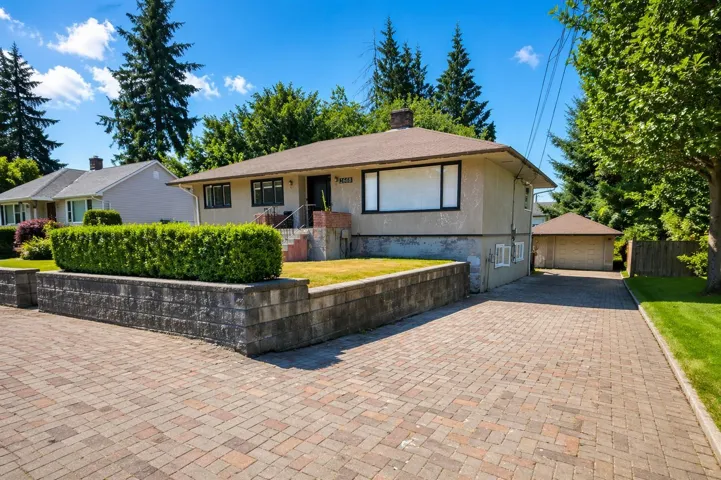 13668 LARNER ROAD, Surrey, British Columbia V3R5K2