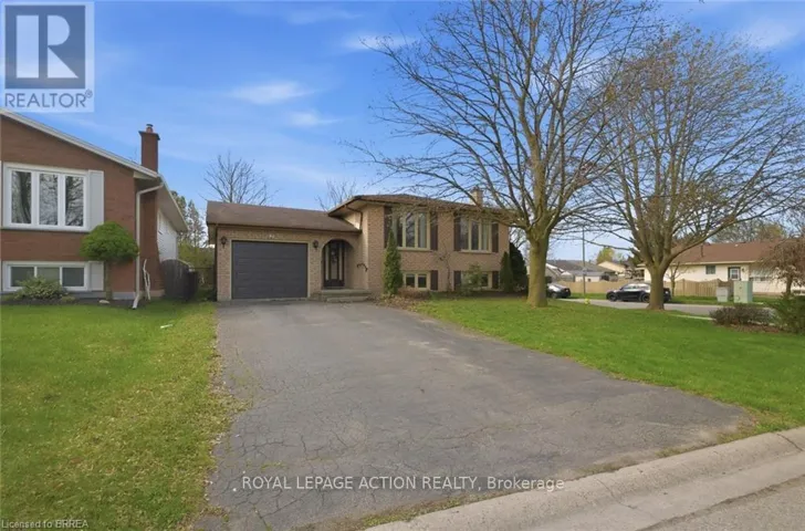 2 FLAMBORO COURT, Brantford, Ontario N3P1W1