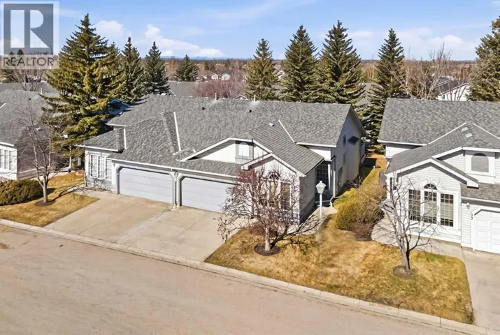 35 Douglasview Park SE, Calgary, Alberta T2Z2R9