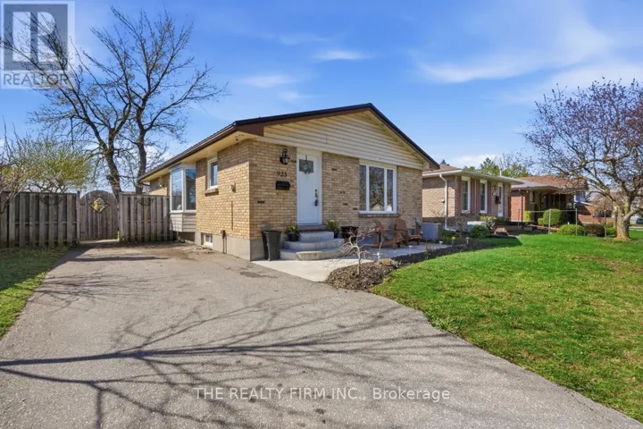 923 WILLOW LANE, London South (South Y), Ontario N6E1H4