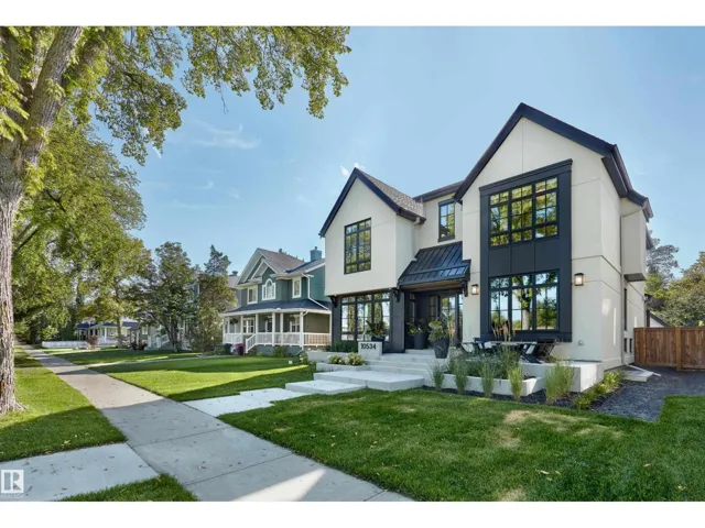 10534 139 ST NW, Edmonton, Alberta T5N2K7