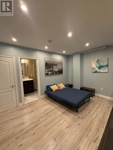 2 LOWER - 1166 GLENGROVE AVENUE W, Toronto (Yorkdale-Glen Park), Ontario M6B2K4