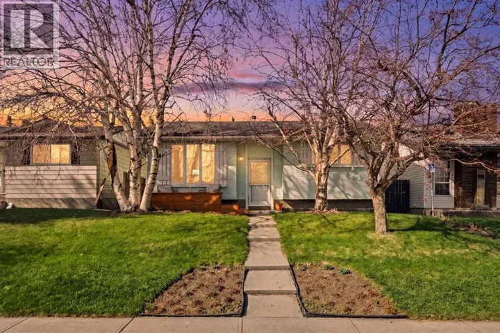 20 Dovely Way SE, Calgary, Alberta T2B2K8