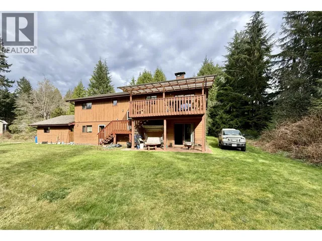 299 KING ROAD, Gibsons, British Columbia V0N1V5