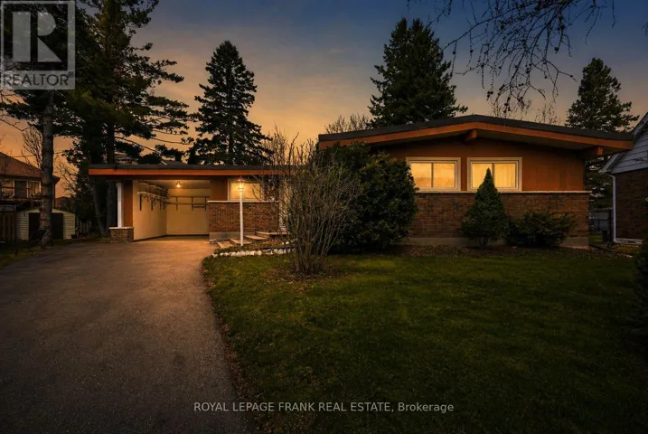 30 MAPLE CRESCENT, Kawartha Lakes (Lindsay), Ontario K9V2R7