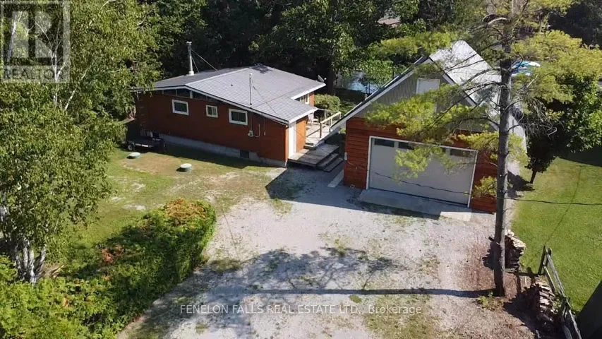 9 GOLD STREET, Kawartha Lakes (Fenelon), Ontario K0M1N0