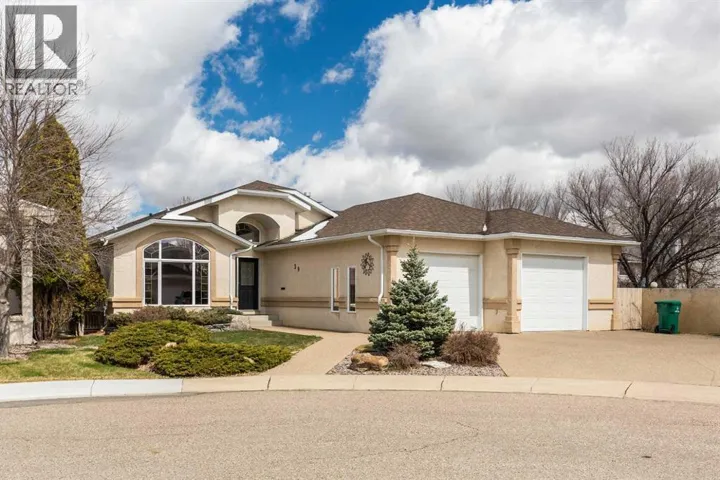 39 Fairmont Park Lane S, Lethbridge, Alberta T1K7H6