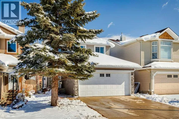 18 Bridlewood Way SW, Calgary, Alberta T2Y3R5