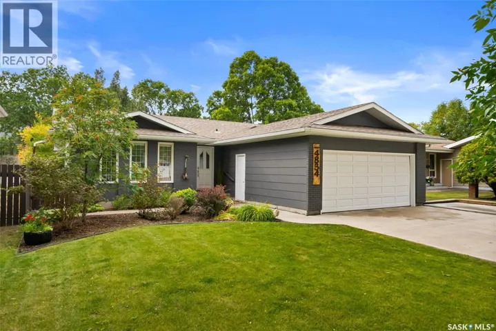 4834 Queen STREET, Regina, Saskatchewan S4S6V8