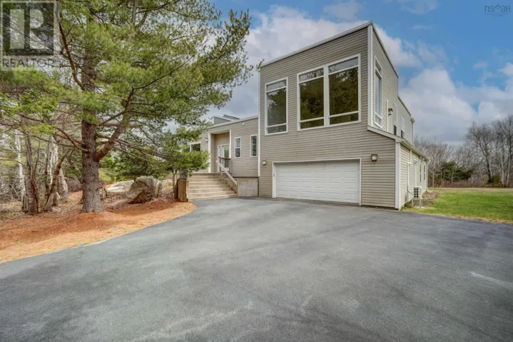 149 Abbey Road, Stillwater Lake, Nova Scotia B3Z1R1