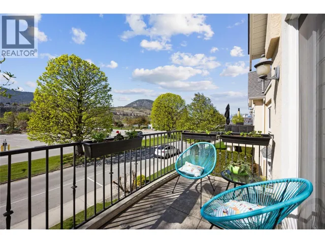 1065 Churchill Avenue Unit# 201, Penticton, British Columbia V2A9A7
