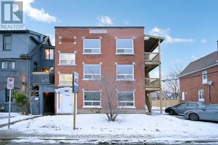 B3 - 195 BALMORAL AVENUE N, Hamilton (Crown Point), Ontario L8L2J7