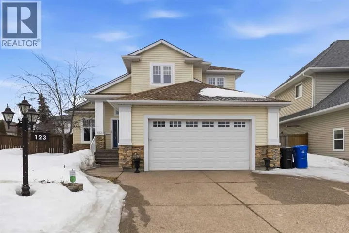 123 Paulin Bay, Fort McMurray, Alberta T9K0A9