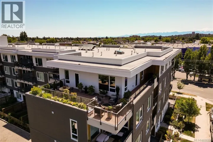 409 1588 North Dairy Rd, Saanich, British Columbia V8T3V4