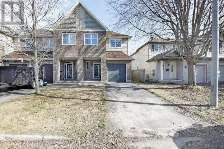 203 BRADWELL WAY, Ottawa, Ontario K1T4J4