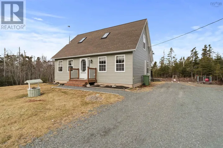 5 Osoogoone Lane, Clam Bay, Nova Scotia B0J2L0