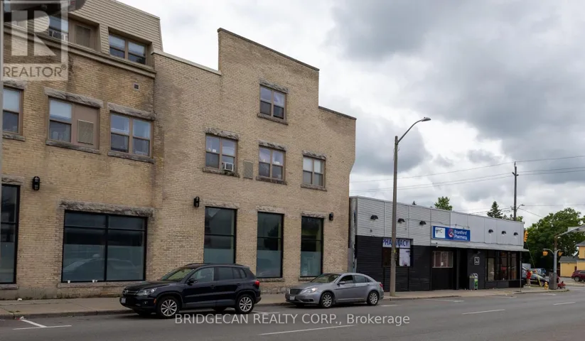 365 COLBORNE STREET, Brantford, Ontario N3S3N2