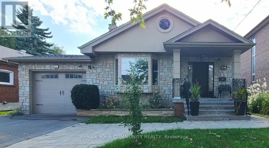 LOWER - 67 INVERMAY AVENUE, Toronto (Clanton Park), Ontario M3H1Z6