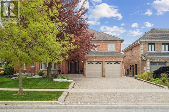 15 BROWNLEE AVENUE, Vaughan (East Woodbridge), Ontario L4L8H4