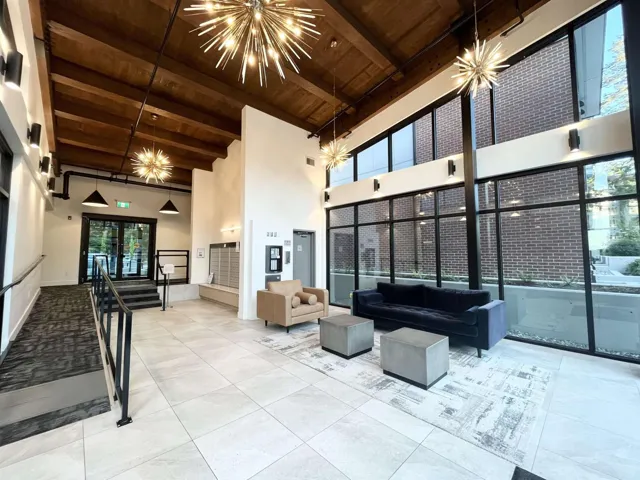 416 3528 146A STREET, Surrey, British Columbia V4P0H4