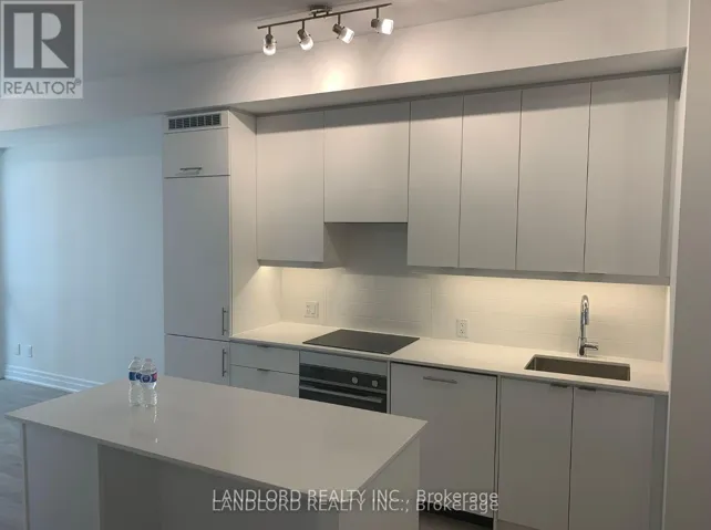 703 - 36 ELM DRIVE W, Mississauga (City Centre), Ontario L5B0N3