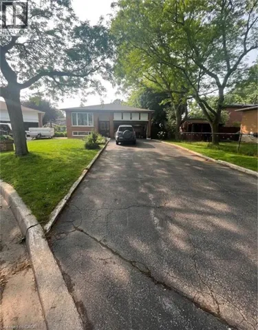 357 GAGE Court Unit# Lower, Burlington, Ontario L7T4E1