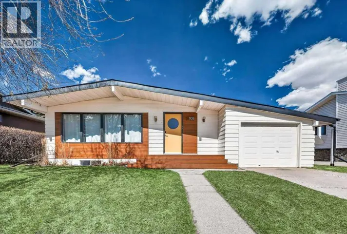 1708 111 Avenue SW, Calgary, Alberta T2W1R5