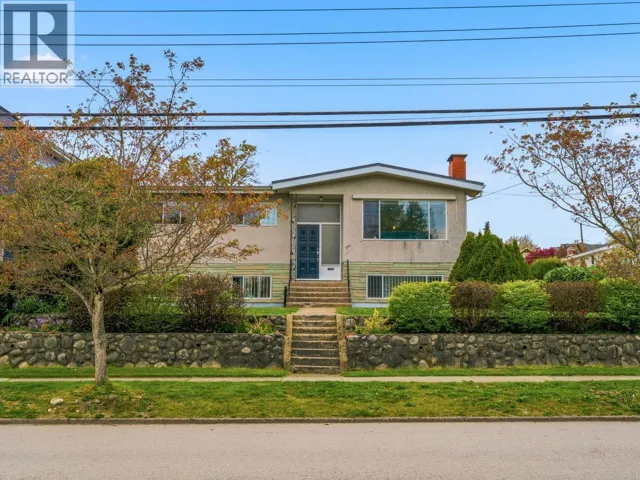 1501 EIGHTH AVENUE, New Westminster, British Columbia V3M2S5